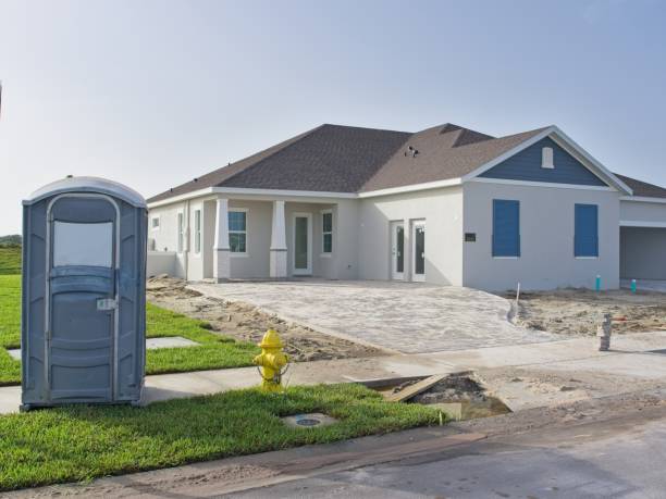 Best Luxury portable toilet rental  in Watergate, FL